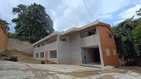 Casa En Venta En La Urbanización La Entrada, Naguanagua. 9
