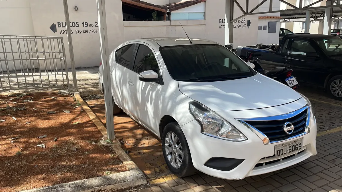 Nissan Versa 2019 1.6 16v Sl Aut. 4p — foto 2