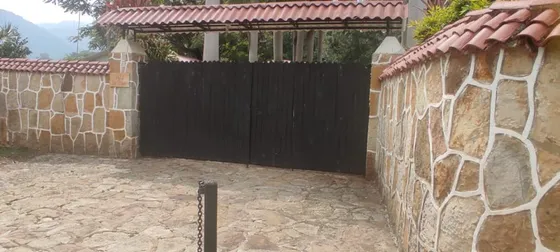 Casa Campestre En Venta En Vereda Santa Bárbara. Cod V14802