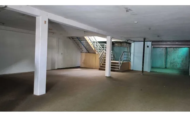 Se Alquila Local Comercial Calle 42 Zona Repuestera
