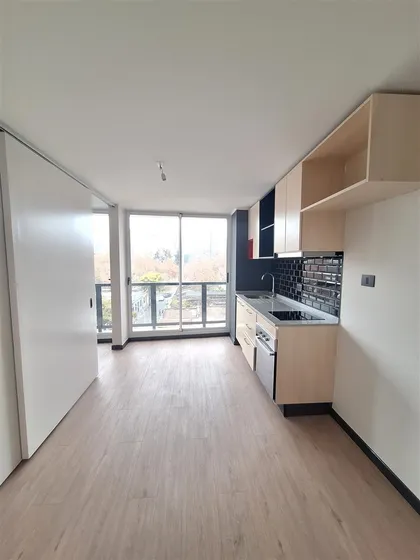 Arriendo Depto 1d1b Bod Santiago Parque Almagro Toesca 