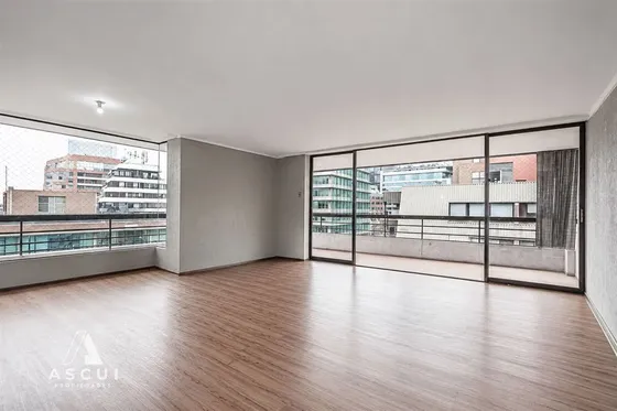 Departamento En Venta De 3 Dorm. En Las Condes