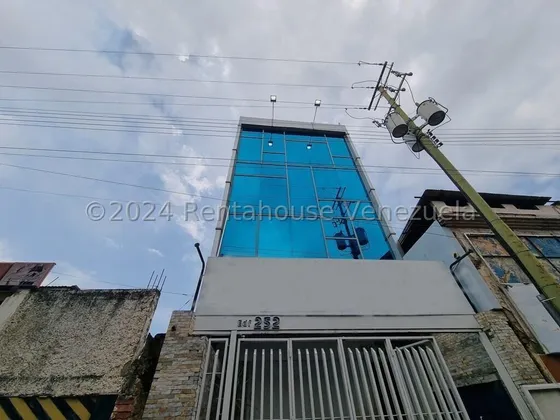 Oficina En Venta Maiquetia #24-15508 Johana Blanco