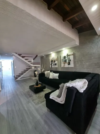 Townhouse En Venta En Puerto Príncipe Lechería 