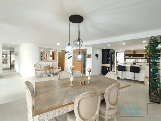 Casa En Venta En Patio Bonito Medellín Cod 4135