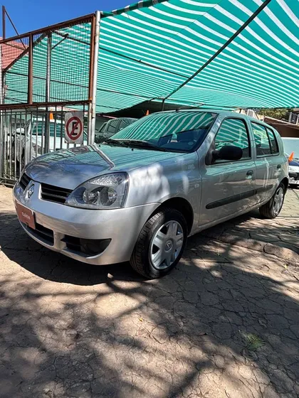 Renault Clio 1.2 Authentique Pack Ii 75cv