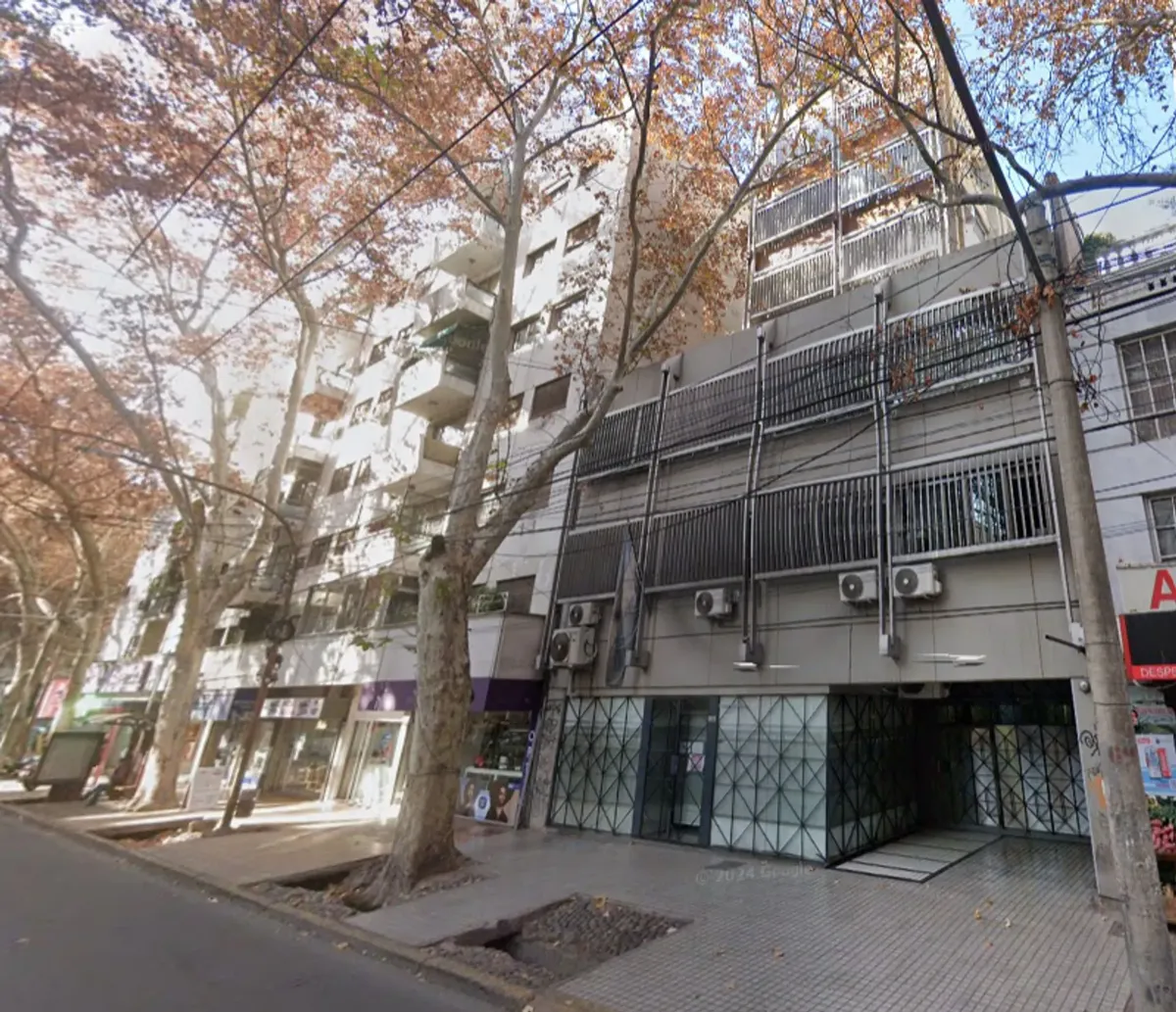 Corporate Building for Sale in the City of Mendoza
