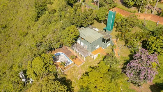 Casa En Venta En Cerro Verde Planta Electrica Angela Tochon Casas En Caracas