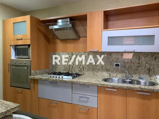 Apartamento Amoblado En Alquiler En Res. Luxor Suites, Urb. La Trigaleña. Pr 
