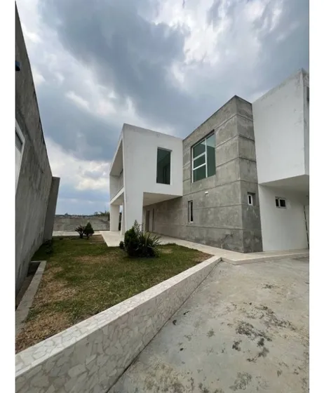 Vendo Casa 650m2 San Antonio Parque El Retiro 0172 