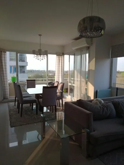 Departamento En Venta - 3 Dormitorios 2 Baños - 80mts2 - Castelar
