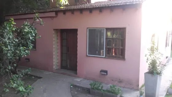 Casa Quinta Con Amplio Parque Cercana A Ruta 25 En Villa Rosa