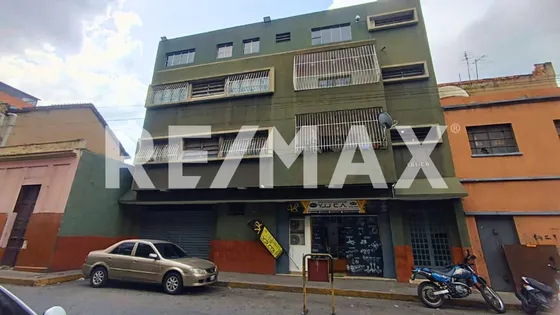 Se Alquila Local De Alto Trafico En Quinta Crespo