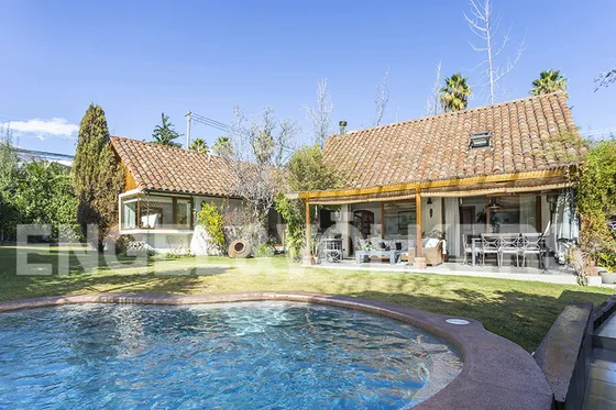 Casa En Venta - San Carlos De Apoquindo