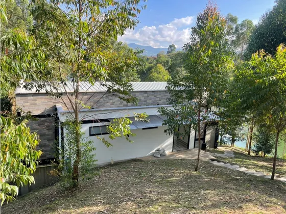 Casa Finca Campestre En Venta El Peñol Unidad Cerrada Fr
