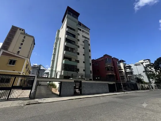 Impecable Pent-house Triple En Venta En Las Acacias Mls 27-1872 Ab
