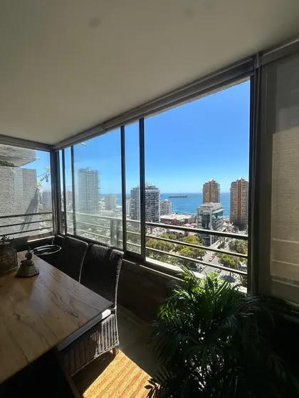 Excelente Departamento Amoblado Avenida Brasil