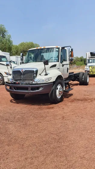 Rabon International 4300 2014 Chasis Cabina Torton