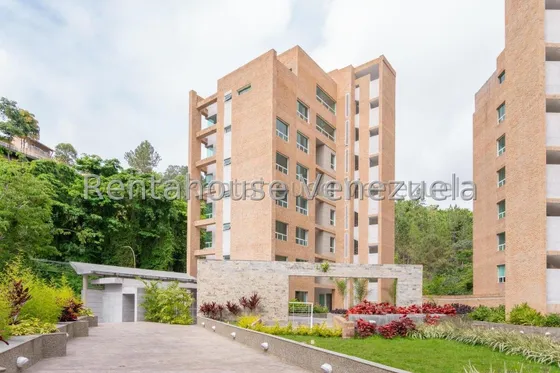 Apartamengo De 3 Hab, 4 Baños, Estacionamiento