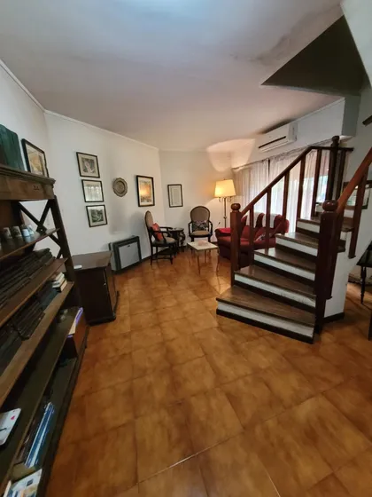 Cantisano Vende Esquina Ideal A Metros De Plaza Malvinas!! Única Por Ubicación Y Orientación!! En 18 Y 53!!