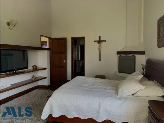 Casa En Sector Estratégico De Llanogrande(mls#235091)