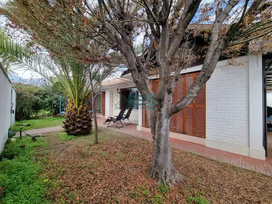 Casa En Venta Para Inversión 3d 2b Terraza Parrilla Servicio