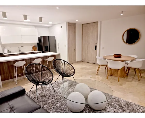 Apartamento Amoblado  Para Arriendo Sector Lalinde Poblado- Medellín
