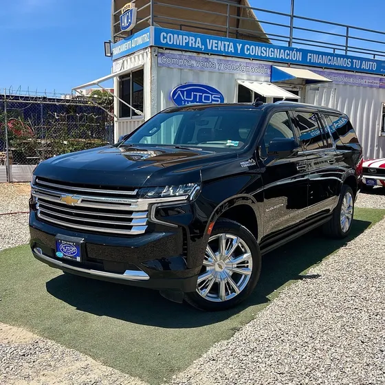 Chevrolet Suburban 6.2 High Country 4x4 At