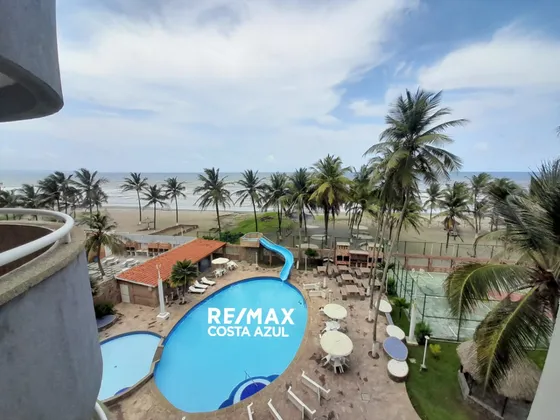 En Venta Hermoso Apartamento Con Vista Frontal Al Mar  En El Conjunto Residencial Arcoiris, Boca De Aroa.