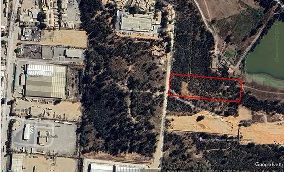 Venta Terreno En Placilla O. 10.000 M2 - 8357,47 Uf