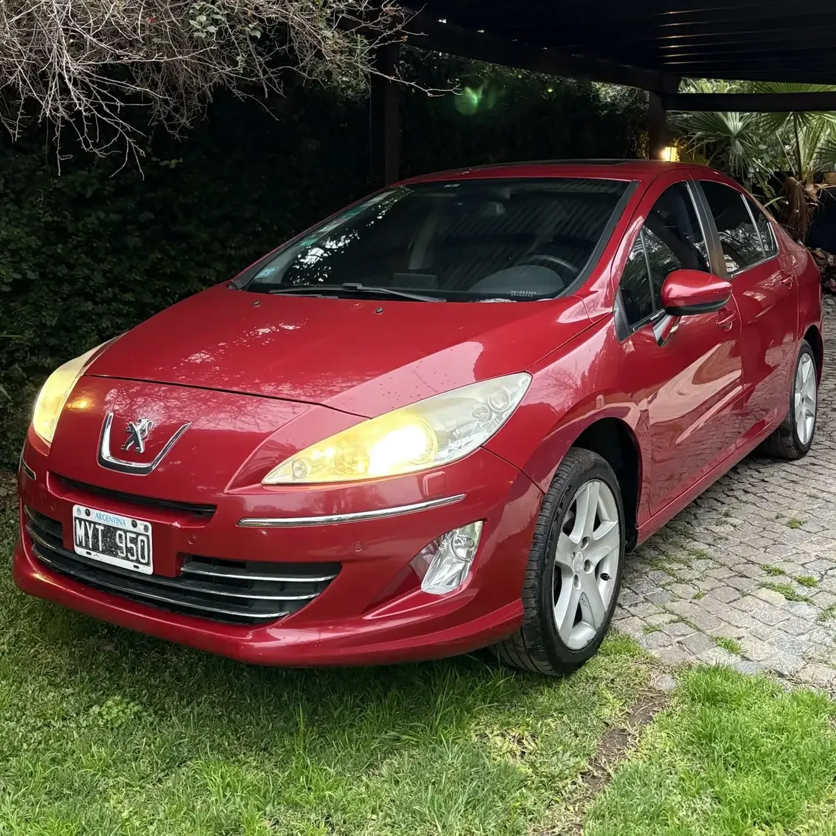 Peugeot 408 2.0 Feline 143 hp