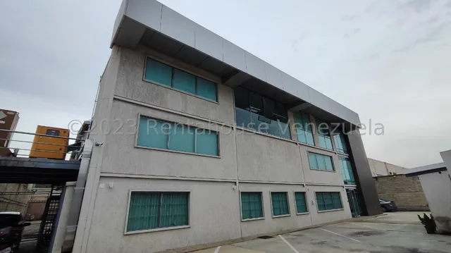 Galpón En Venta Ubicado En Valle Fresco Turmero, Fvina 25-5422