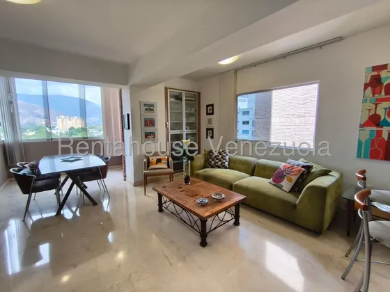 Jip 25-15164. Rentahouse Vende Penthouse De 234.42 Mts2, De 2 Niveles, Semi Amoblado, Planta Eléctrica 100%, Hermosa Vista Panorámica De 360ª, En La Zona Norte De La Ciudad. Urb. La Soledad