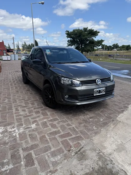Volkswagen Saveiro 1.6 Gp Cd 101cv Pack High