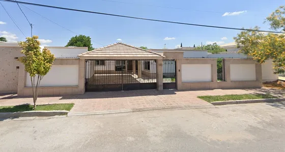 Bello Inmueble En Av. Paris #158 En Torreón 