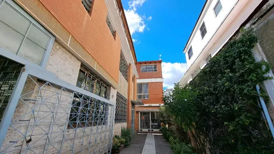 Alquiler Oficina Comercial (anexo) De 25 M2 En La California 