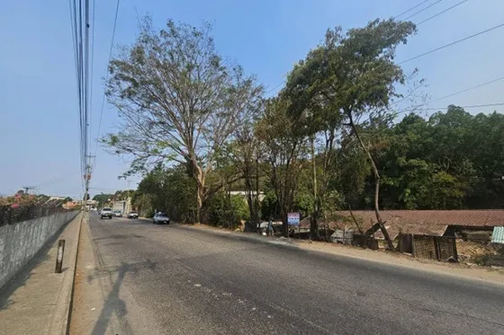 Terreno - Carr. Nacional, Vía Las Rosas - 1.436,65 M2