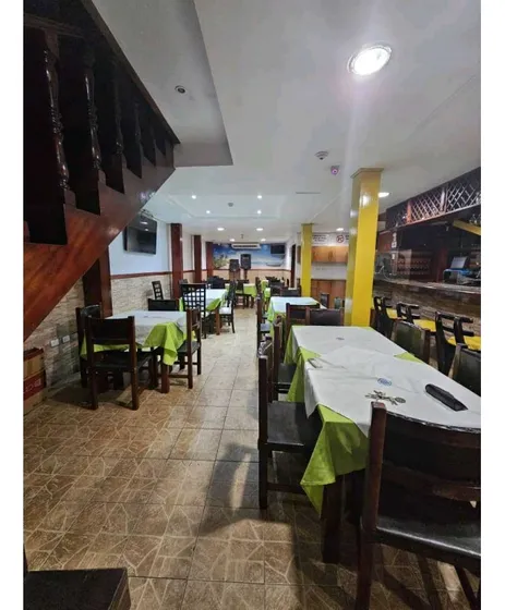 Vendo Restaurante 392m2 Sabana Grande 2261
