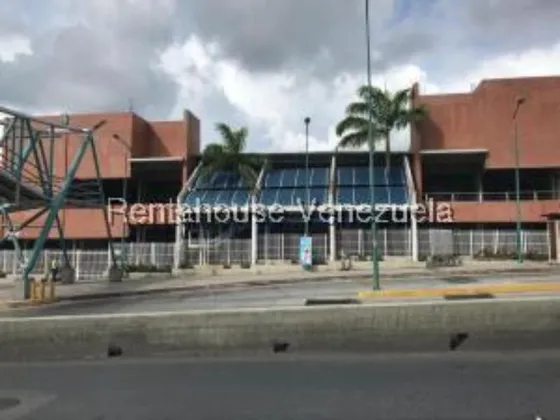 #25-22778 Excelente Local En El Tambor 