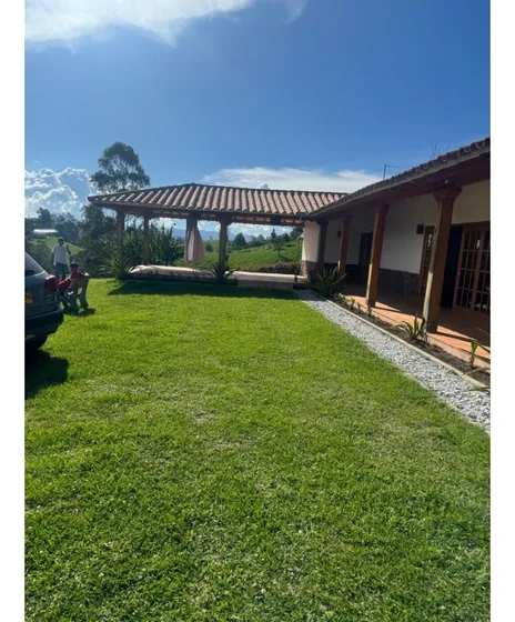 Vendo Casa Finca Canpestre Carmen De Viboral. 1.900 M2   Ch