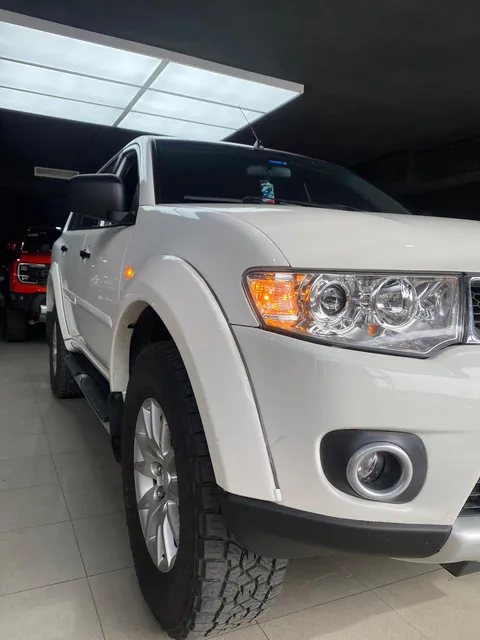Mitsubishi Montero Sport 4x4