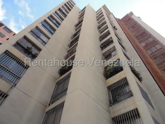 Km Apartamento En Alquiler En Los Palos Grandes, Distrito Metropolitano