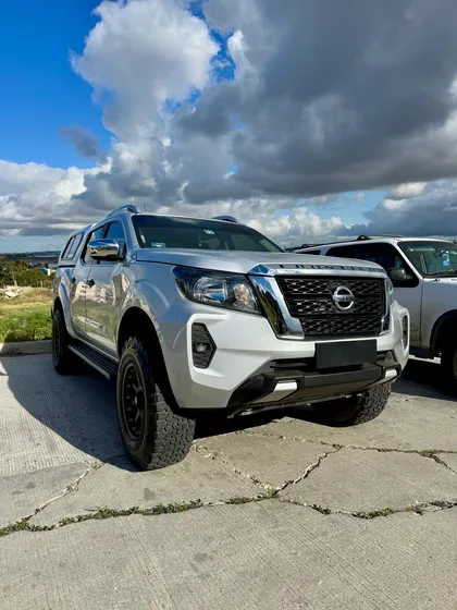 Nissan Np300 Frontier 2.5 Le Aa Mt