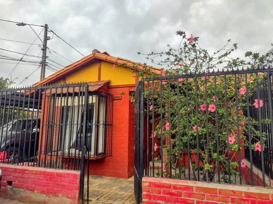 Bella Y Cómoda Casa En Venta