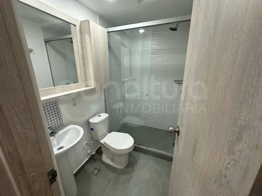 Apartamento En Arriendo San Jose Obrero 472-7128