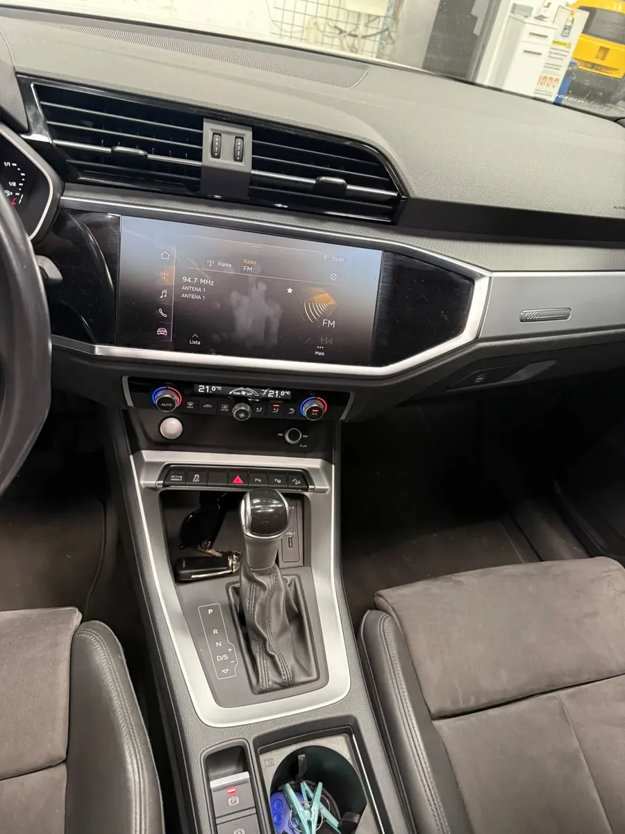 Audi Q3 2020 1.4 Black Tfsi S-tronic 5p — foto 8