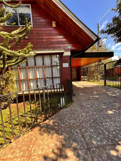 Vive El Confort En Esta Casa Moderna (160799)