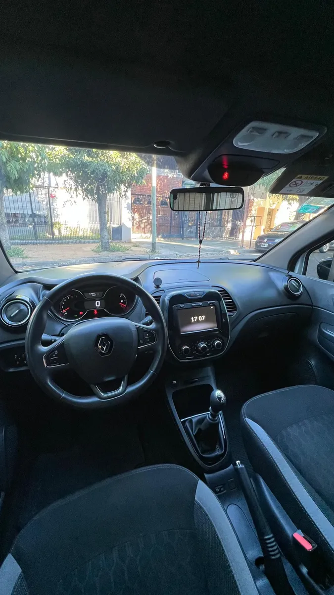 Renault Captur 2.0 Zen5195579193832448010