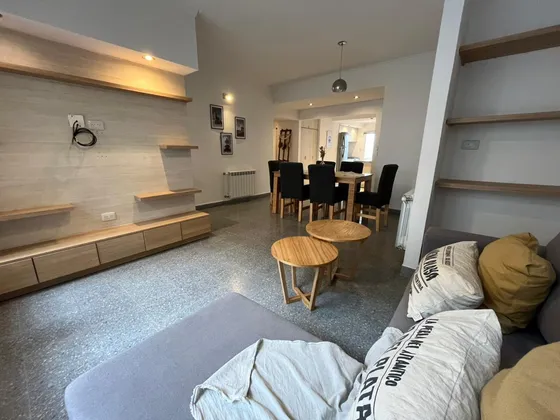 Venta Ph Con Balcón, Patio Y Sin Expensas  San Luis Y 3 De Febrero - La Perla - Mar Del Plata