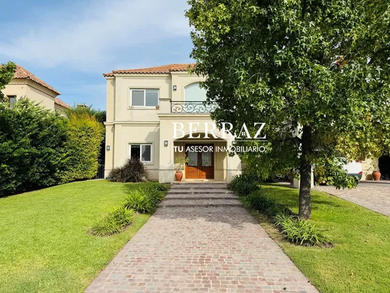  Casa Venta 4 Dormitorios Barrio La Lomada Lote De 1069 M2 Pilar
